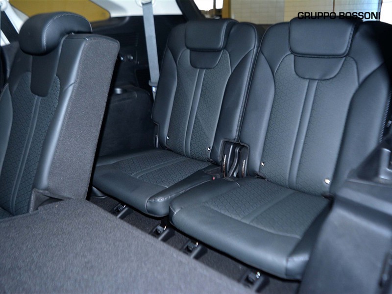 7 - Kia Sorento 1.6 t-gdi phev style awd at6