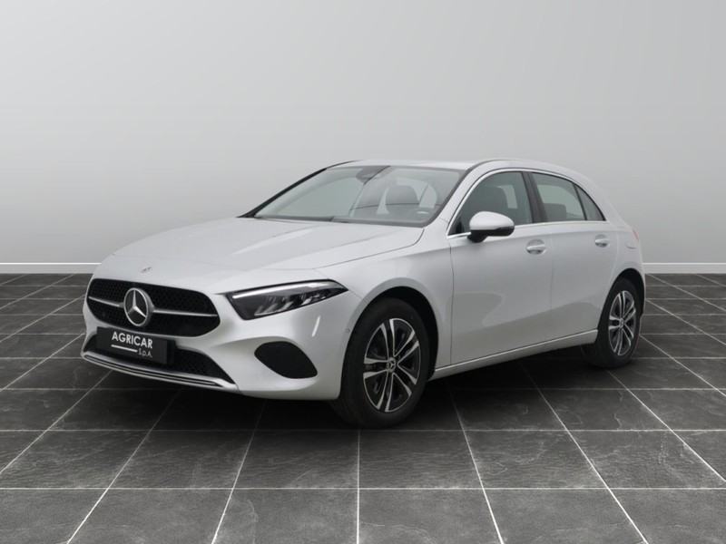 1 - Mercedes Classe A 250 e plug-in-hybrid progressive advanced speedshift dct amg 8g
