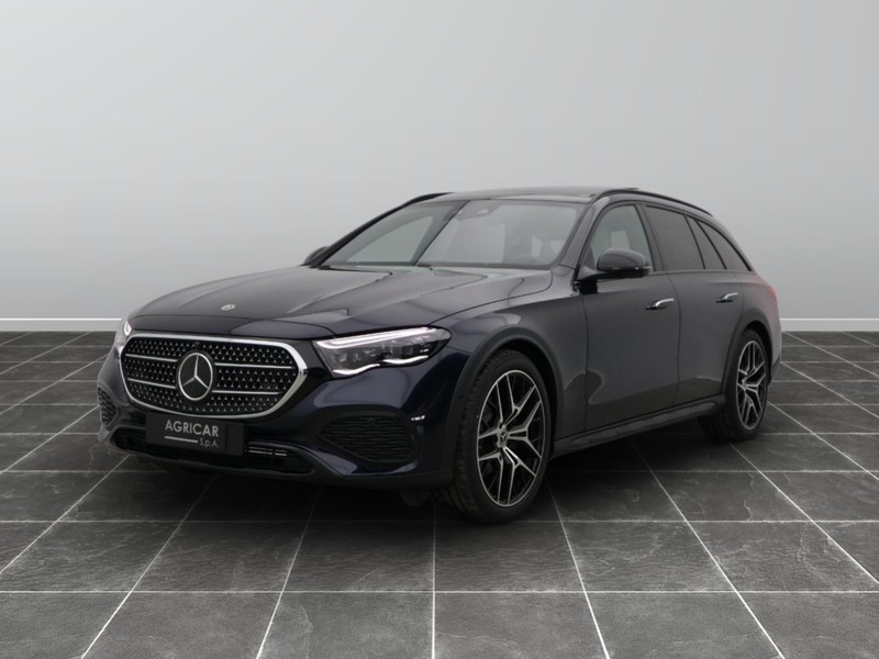 1 - Mercedes Classe E station wagon all-terrain 220 d premium 4matic 9g-tronic
