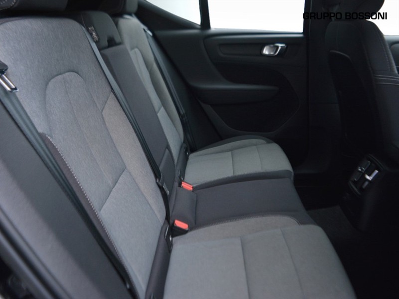 7 - Volvo XC40 1.5 t5 recharge plug-in-hybrid inscription expression geartronic my21