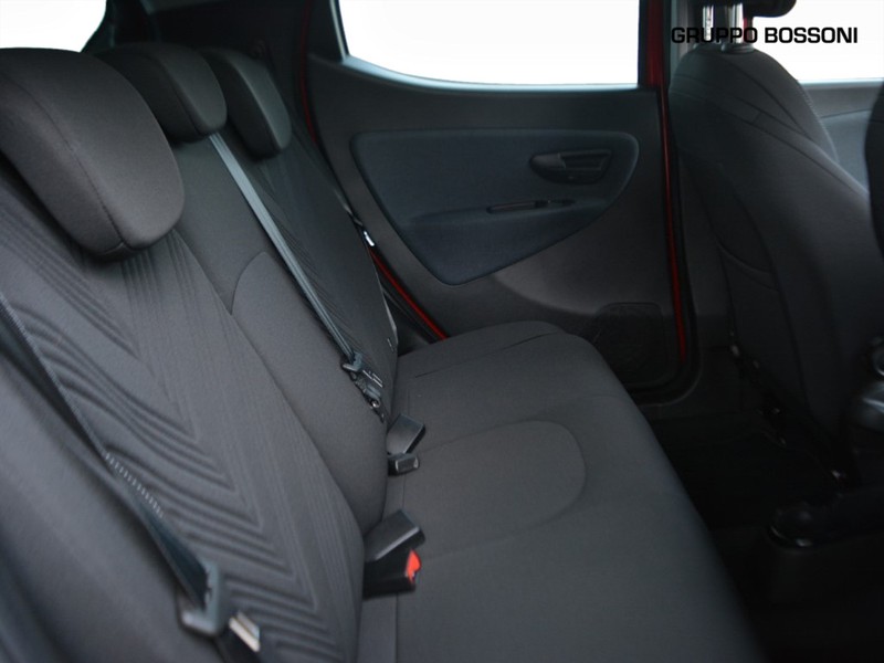 7 - Lancia Ypsilon 1.0 firefly hybrid 70cv gold plus s&s 5p.ti