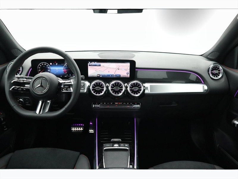 13 - Mercedes GLB 200 d amg line advanced plus 8g-dct