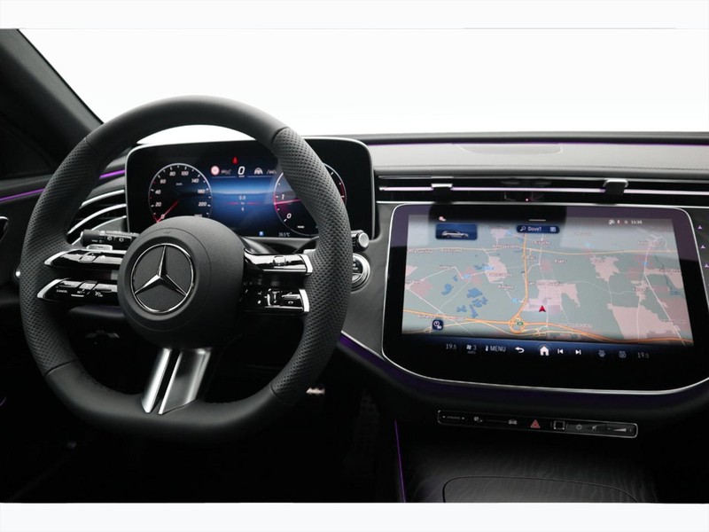 13 - Mercedes Classe E station wagon 220 d amg line advanced plus 4matic 9g-tronic