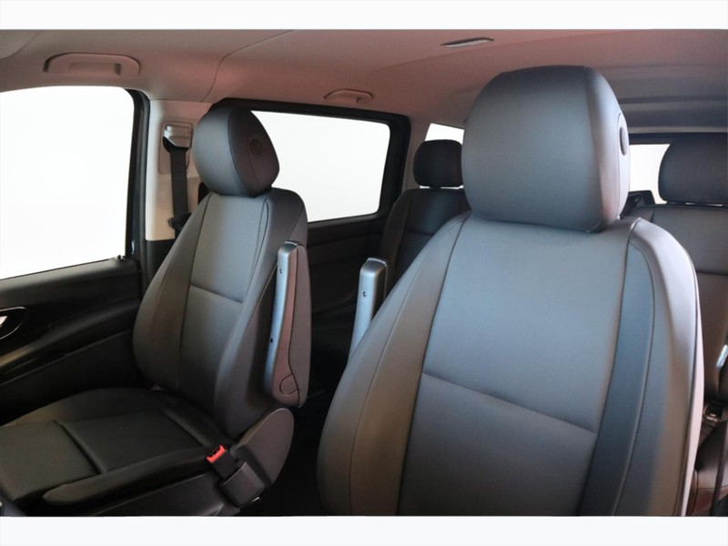7 - Mercedes Vans Vito mixto 116 cdi long select 9g-tronic