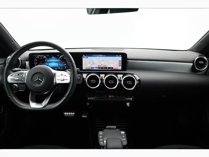13 - Mercedes Classe A 250 e plug in hybrid (e eq-power) premium 8g-dct