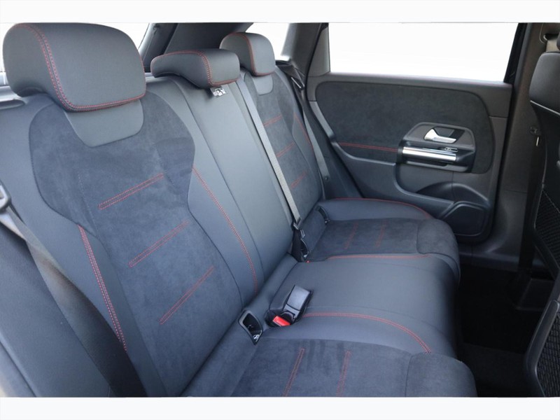 13 - Mercedes Classe B 180 d amg line advanced plus 8g-dct