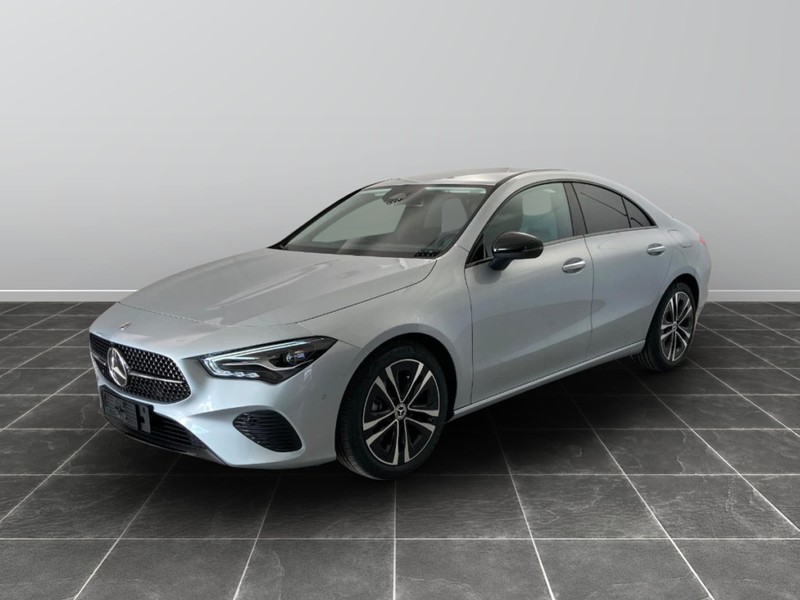 1 - Mercedes CLA coupe 180 d progressive advanced plus 8g-dct