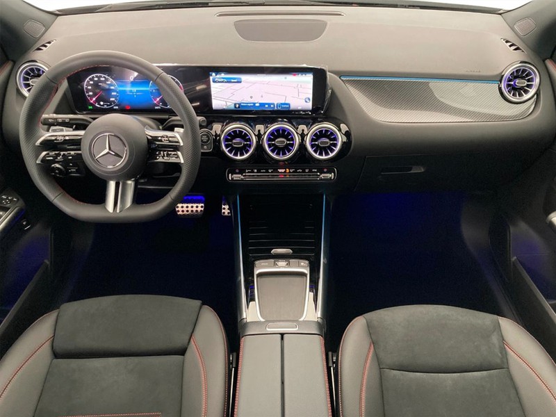 7 - Mercedes GLA 200 d amg line advanced plus 4matic 8g-dct
