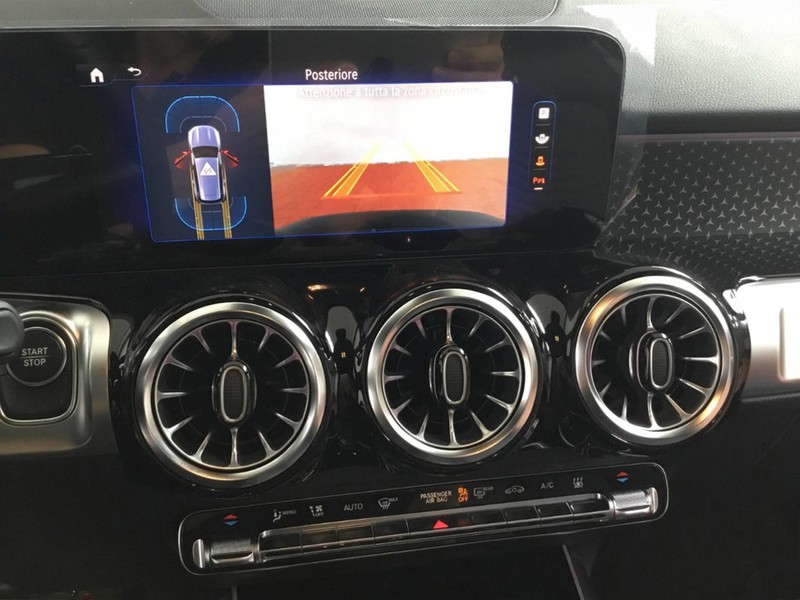 13 - Mercedes EQB 250+ progressive advanced