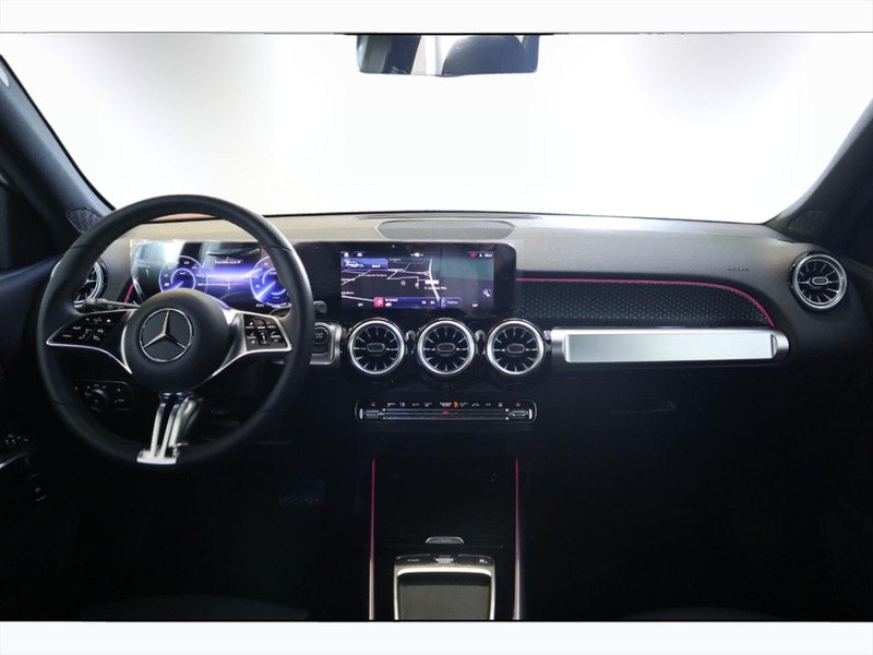 13 - Mercedes EQB 300 progressive advanced 4matic