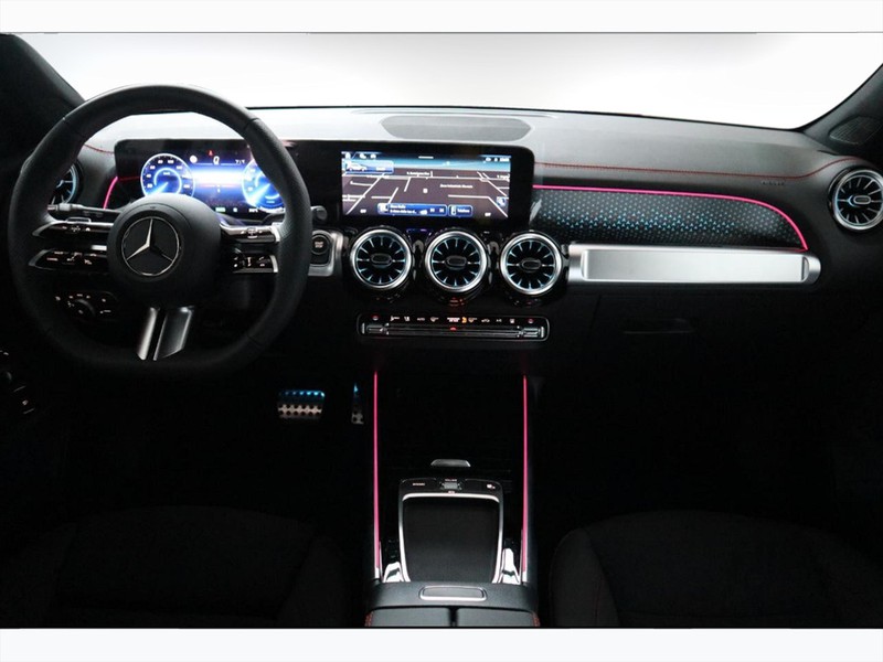 13 - Mercedes EQB 250+ amg line advanced