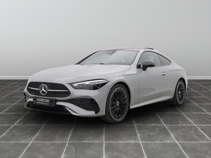 1 - Mercedes CLE coupe 300 amg line premium 4matic 9g-tronic plus