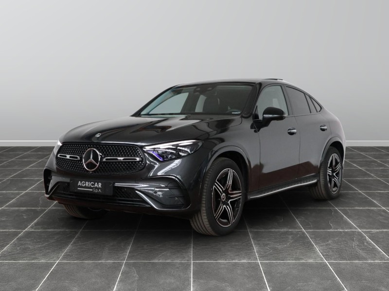 1 - Mercedes GLC coupe 220 d amg line premium 4matic 9g-tronic