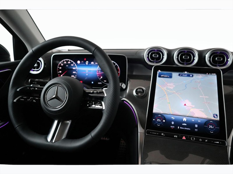 13 - Mercedes GLC coupe 220 d amg line premium 4matic 9g-tronic