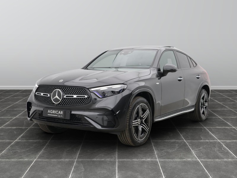 1 - Mercedes GLC coupe 300 de plug in hybrid amg line premium 4matic 9g-tronic