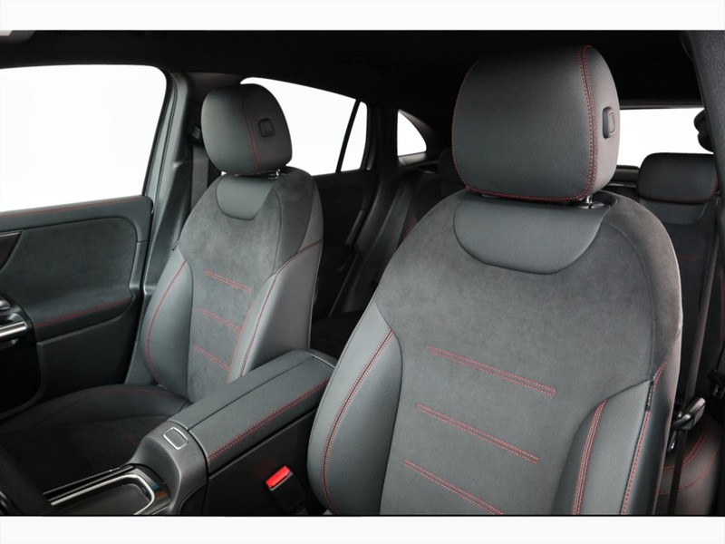7 - Mercedes GLA 250 e plug-in-hybrid amg line advanced plus 8g-dct