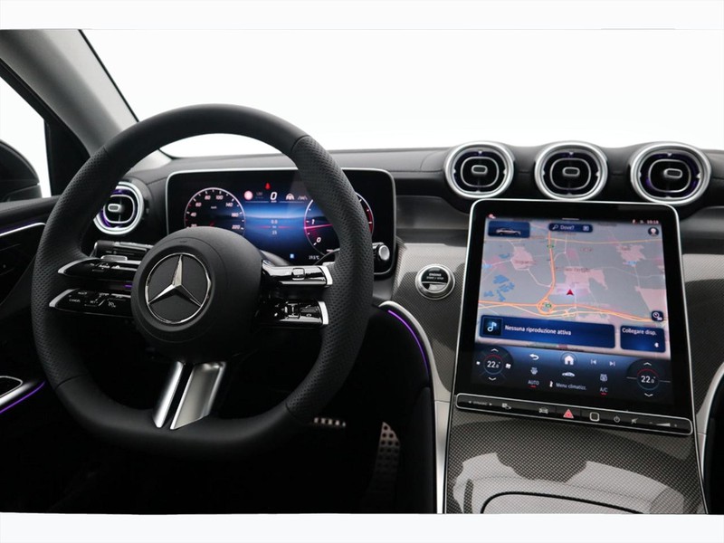 13 - Mercedes GLC coupe 220 d amg line premium 4matic 9g-tronic