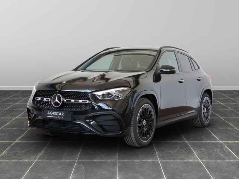 1 - Mercedes GLA 200 d amg line advanced plus 8g-dct