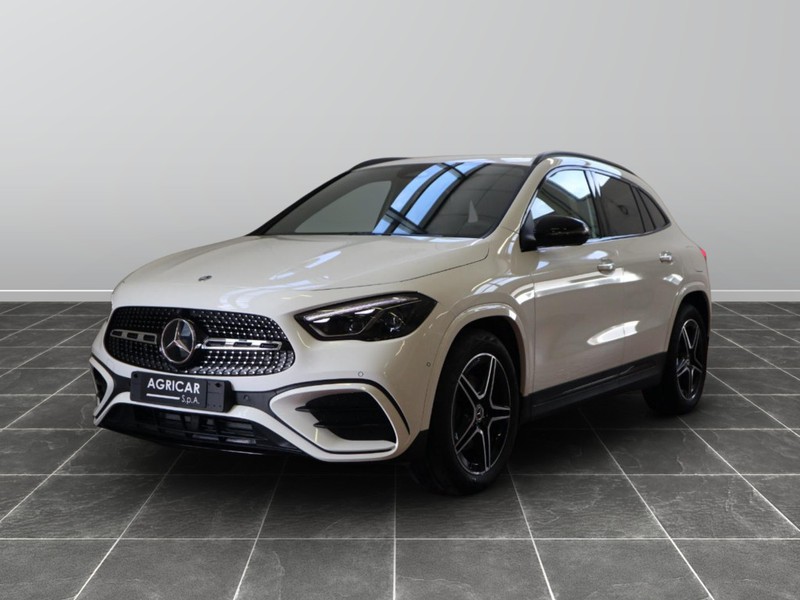 1 - Mercedes GLA 200 d amg line advanced plus 8g-dct