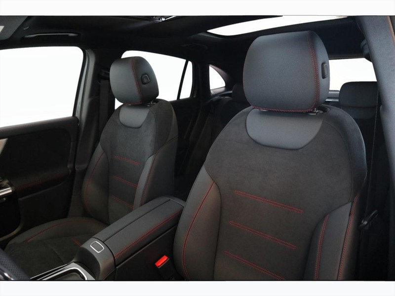 7 - Mercedes GLA 200 d amg line advanced plus 8g-dct