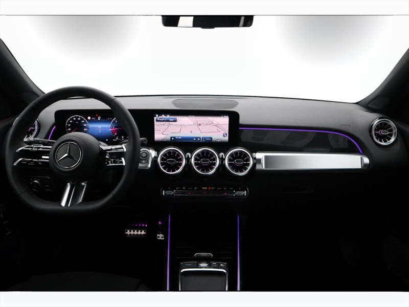13 - Mercedes GLB 200 d amg line advanced plus 8g-dct