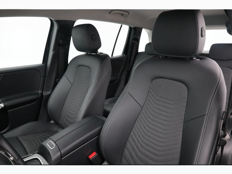 7 - Mercedes GLB 180 d progressive advanced 8g-dct