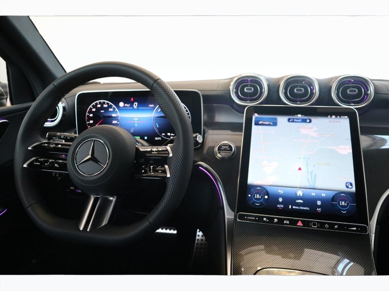 13 - Mercedes GLC suv 300 de plug in hybrid amg line premium tech 4matic 9g-tronic