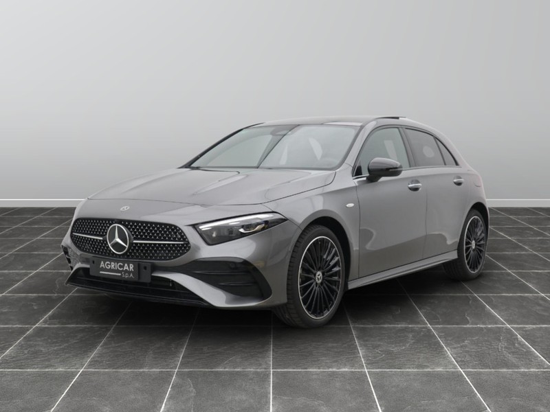 1 - Mercedes Classe A 250 e plug-in-hybrid amg line premium speedshift dct amg 8g