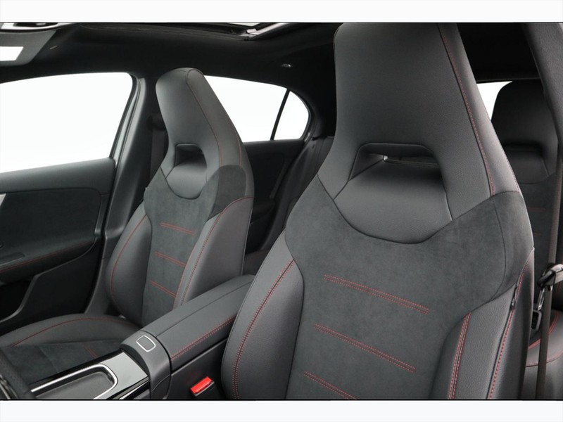 7 - Mercedes Classe A 250 e plug-in-hybrid amg line premium speedshift dct amg 8g