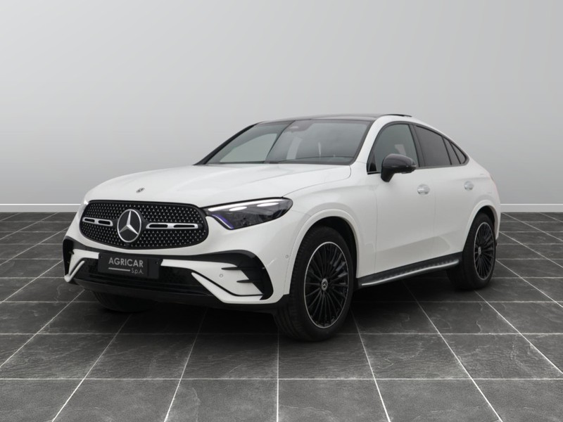 1 - Mercedes GLC coupe 300 de plug in hybrid amg line premium tech 4matic 9g-tronic
