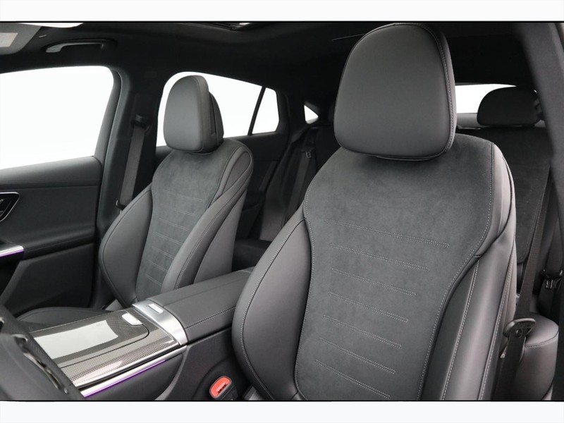 7 - Mercedes GLC coupe 300 de plug in hybrid amg line premium tech 4matic 9g-tronic