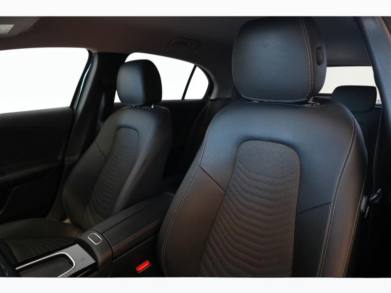 7 - Mercedes Classe A 200 progressive advanced plus 7g-dct