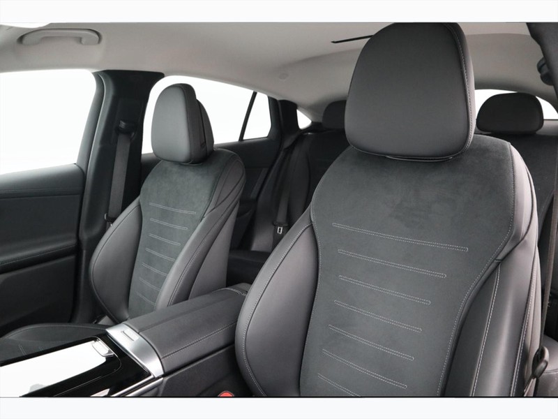 7 - Mercedes GLC coupe 220 d amg line advanced 4matic 9g-tronic