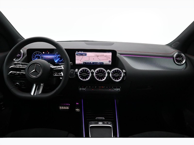 13 - Mercedes EQA 250+ amg line advanced plus