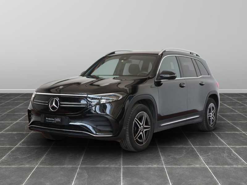1 - Mercedes EQB 300 premium 4matic