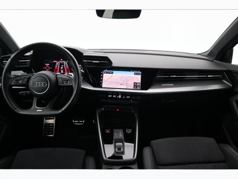 13 - Audi RS3 sportback 2.5 tfsi quattro s tronic