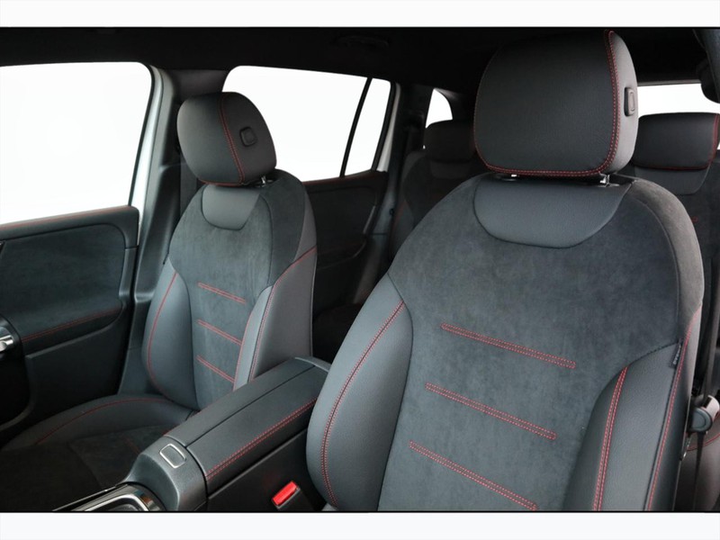 7 - Mercedes GLB 200 d amg line advanced plus 8g-dct