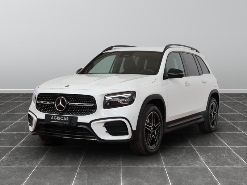 1 - Mercedes GLB 200 d amg line advanced plus 8g-dct