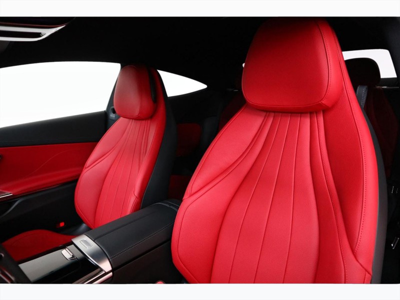 7 - Mercedes CLE coupe 300 amg line advanced 4matic 9g-tronic plus