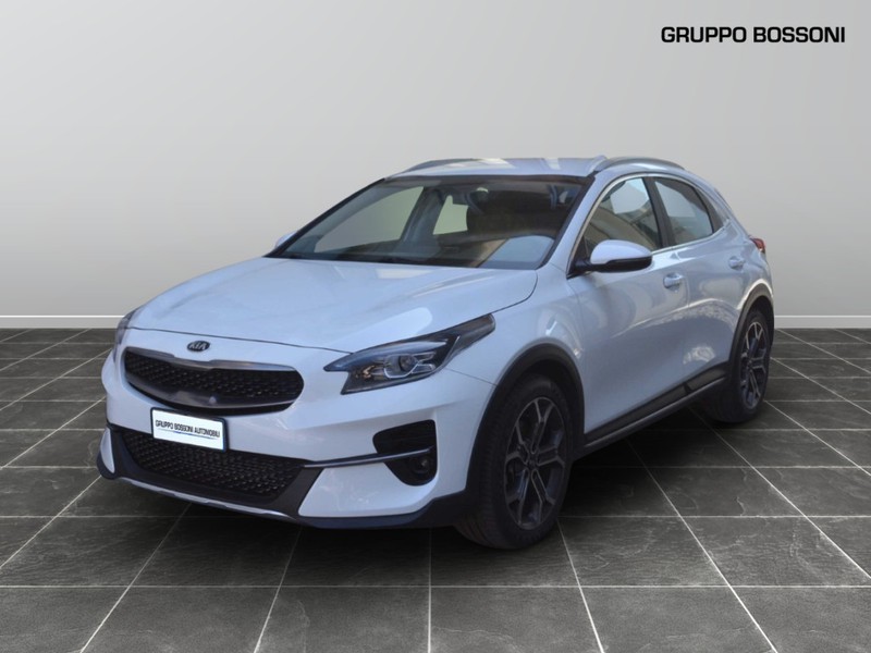 1 - Kia Xceed 1.0 t-gdi 120cv style 2wd