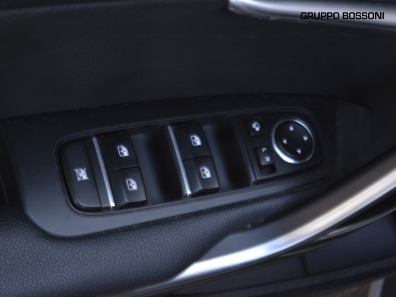 13 - Kia Xceed 1.0 t-gdi 120cv style 2wd