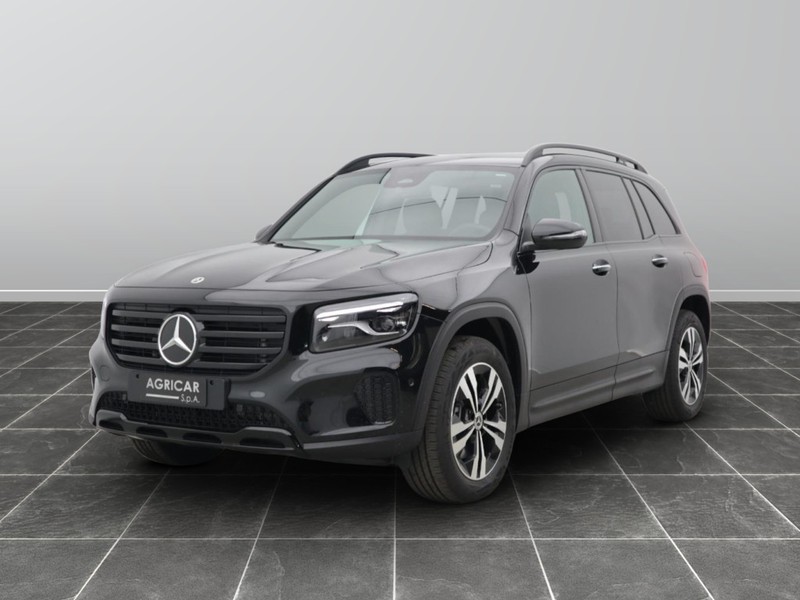 1 - Mercedes GLB 200 d progressive advanced plus 8g-dct