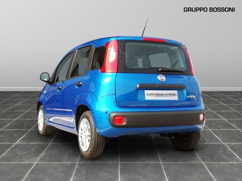 7 - Fiat Panda 1.0 firefly hybrid 70cv pop s&s