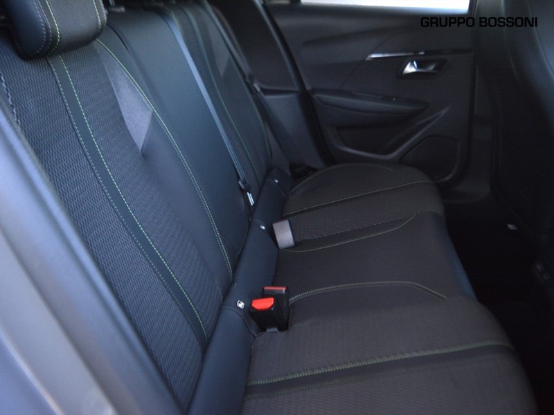 7 - Peugeot 208 1.2 puretech 100cv gt s&s