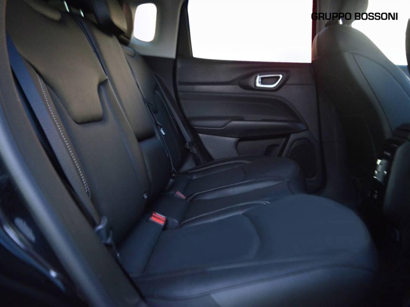 7 - Jeep Compass 1.5 turbo t4 mhev 130cv summit 2wd