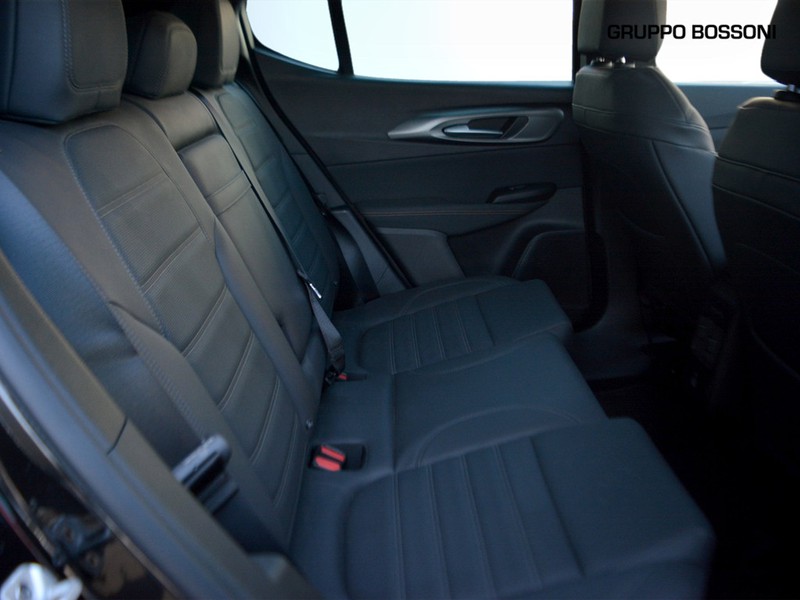 7 - Alfa Romeo Tonale 1.5 hybrid 160cv veloce tct7