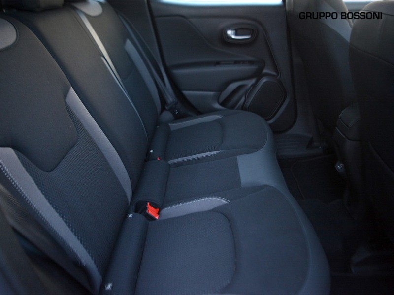 7 - Jeep Renegade 1.5 turbo t4 mhev 130cv limited 2wd dct