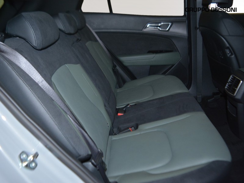 7 - Kia Sportage 1.6 t-gdi hev special edition sunroof pack at6