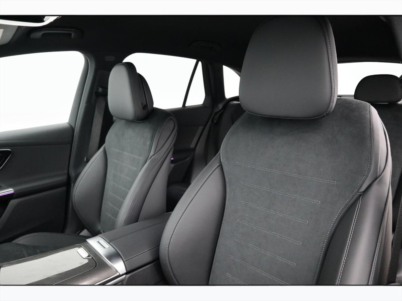 7 - Mercedes GLC suv 300 de plug in hybrid amg line premium tech 4matic 9g-tronic