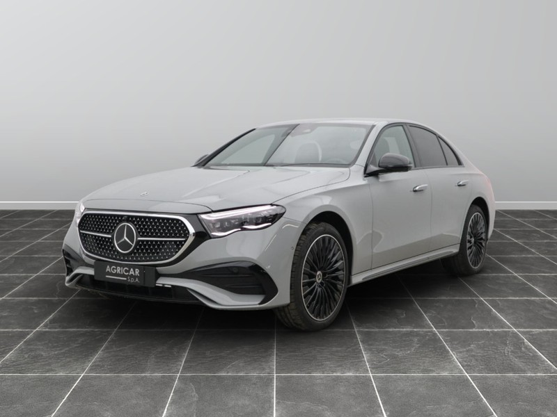 1 - Mercedes Classe E berlina 220 d amg line premium 4matic 9g-tronic
